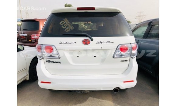 Buy Import Toyota Fortuner White Car in Import - Dubai in Batken Buy Import Toyota Fortuner White Car in Import - Dubai in Batken