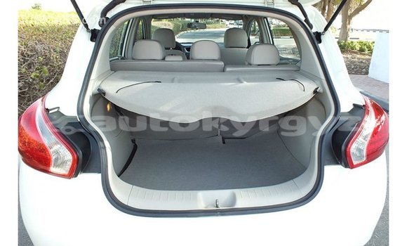 Buy Import Nissan Tiida White Car in Import - Dubai in Batken Buy Import Nissan Tiida White Car in Import - Dubai in Batken
