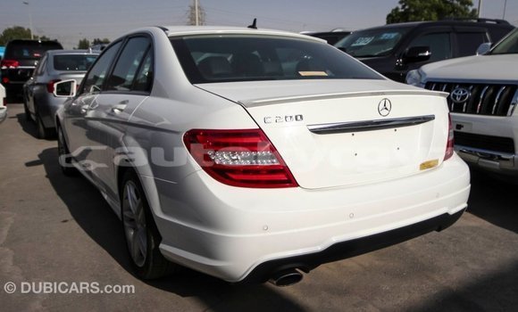 Buy Import Mercedes-Benz 200 White Car in Import - Dubai in Batken Buy Import Mercedes-Benz 200 White Car in Import - Dubai in Batken