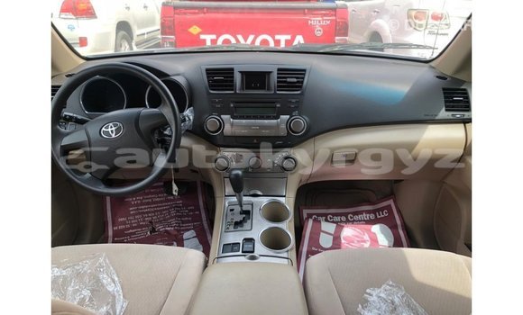 Buy Import Toyota Highlander Blue Car in Import - Dubai in Batken Buy Import Toyota Highlander Blue Car in Import - Dubai in Batken