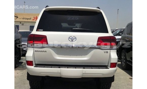 Buy Import Toyota Land Cruiser White Car in Import - Dubai in Batken Buy Import Toyota Land Cruiser White Car in Import - Dubai in Batken
