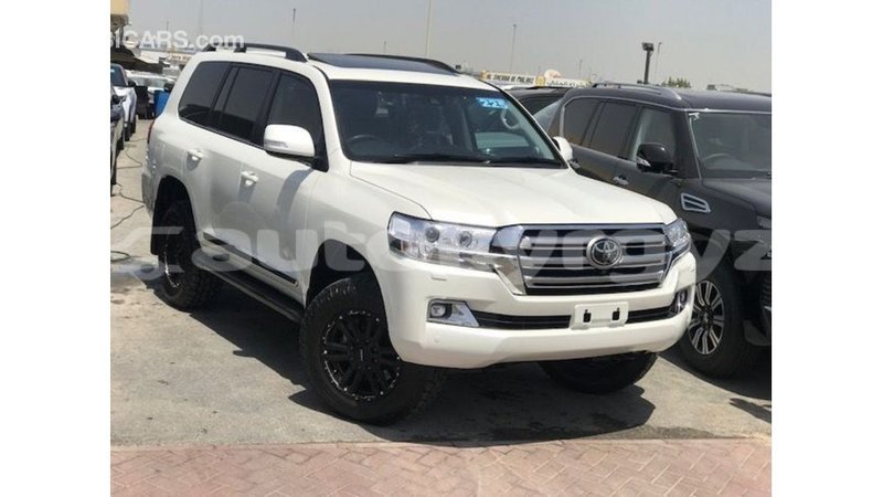 Big with watermark toyota land cruiser batken import dubai 3902
