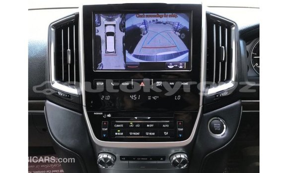 Buy Import Toyota Land Cruiser White Car in Import - Dubai in Batken Buy Import Toyota Land Cruiser White Car in Import - Dubai in Batken