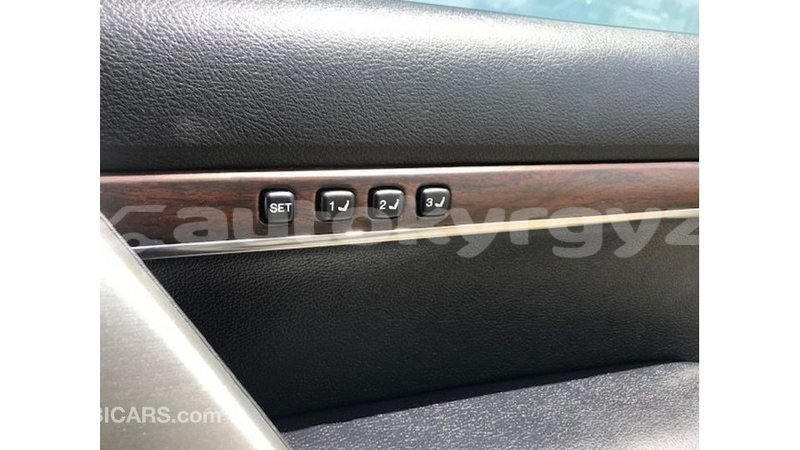 Big with watermark toyota land cruiser batken import dubai 3902