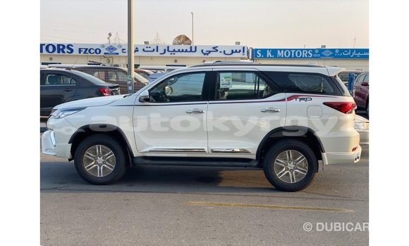 Buy Import Toyota Fortuner White Car in Import - Dubai in Batken Buy Import Toyota Fortuner White Car in Import - Dubai in Batken