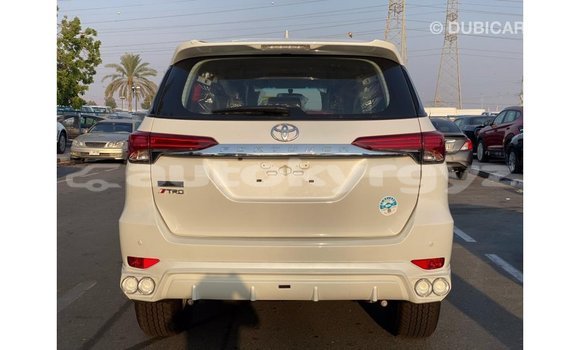 Buy Import Toyota Fortuner White Car in Import - Dubai in Batken Buy Import Toyota Fortuner White Car in Import - Dubai in Batken