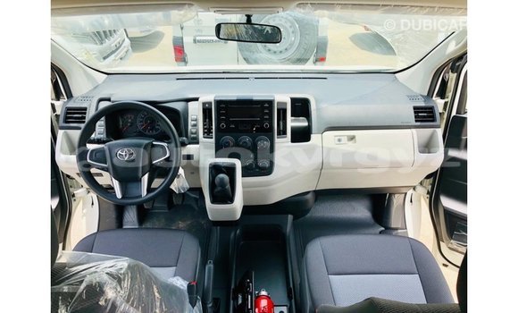 Buy Import Toyota Hiace White Car in Import - Dubai in Batken Buy Import Toyota Hiace White Car in Import - Dubai in Batken
