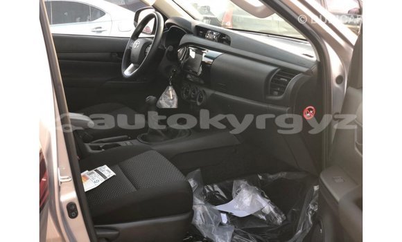 Buy Import Toyota Hilux Other Car in Import - Dubai in Batken Buy Import Toyota Hilux Other Car in Import - Dubai in Batken