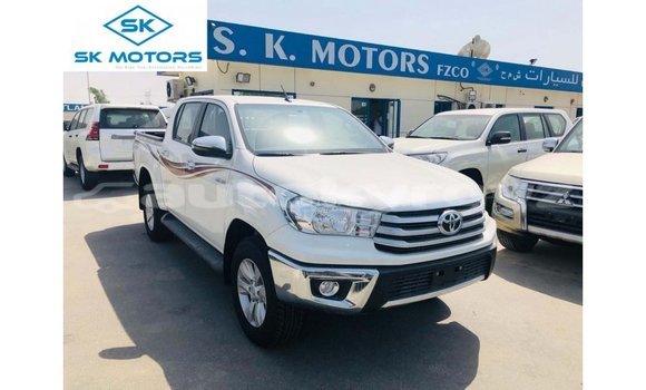Buy Import Toyota Hilux White Car in Import - Dubai in Batken