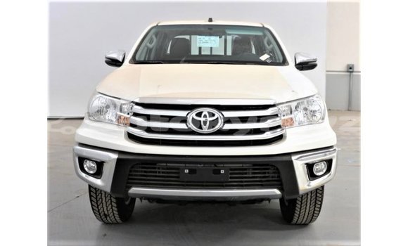 Buy Import Toyota Hilux White Car in Import - Dubai in Batken