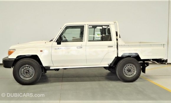 Buy Import Toyota Land Cruiser White Car in Import - Dubai in Batken Buy Import Toyota Land Cruiser White Car in Import - Dubai in Batken