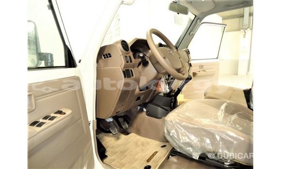 Buy Import Toyota Land Cruiser White Car in Import - Dubai in Batken Buy Import Toyota Land Cruiser White Car in Import - Dubai in Batken