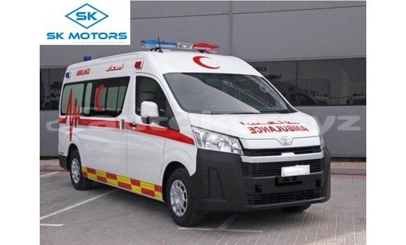 Buy Import Toyota Hiace White Car in Import - Dubai in Batken