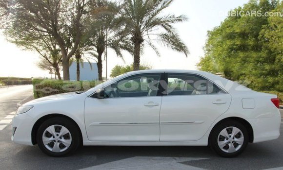 Buy Import Toyota Camry White Car in Import - Dubai in Batken Buy Import Toyota Camry White Car in Import - Dubai in Batken
