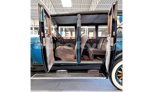 Buy Import Buick Electra Blue Car in Import - Dubai in Batken Buy Import Buick Electra Blue Car in Import - Dubai in Batken