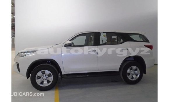 Buy Import Toyota Fortuner White Car in Import - Dubai in Batken Buy Import Toyota Fortuner White Car in Import - Dubai in Batken