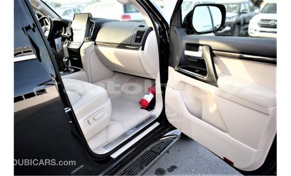 Buy Import Toyota Land Cruiser Black Car in Import - Dubai in Batken Buy Import Toyota Land Cruiser Black Car in Import - Dubai in Batken