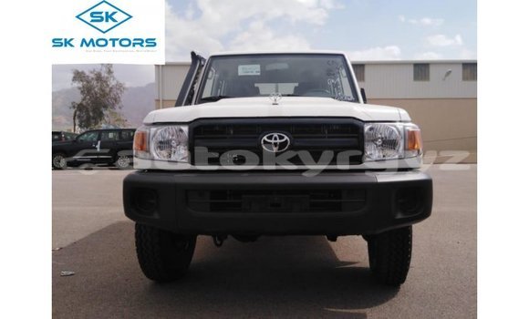 Buy Import Toyota Land Cruiser White Car in Import - Dubai in Batken Buy Import Toyota Land Cruiser White Car in Import - Dubai in Batken