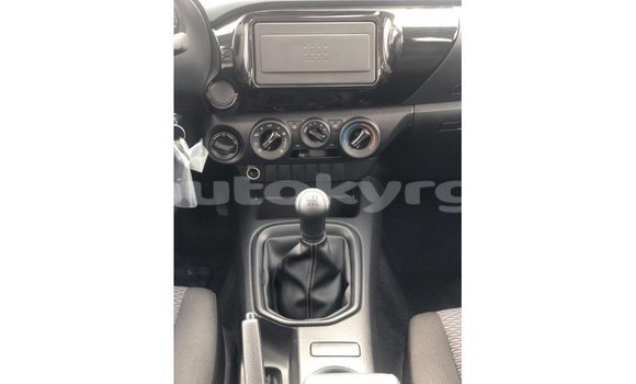 Buy Import Toyota Hilux White Car in Import - Dubai in Batken Buy Import Toyota Hilux White Car in Import - Dubai in Batken