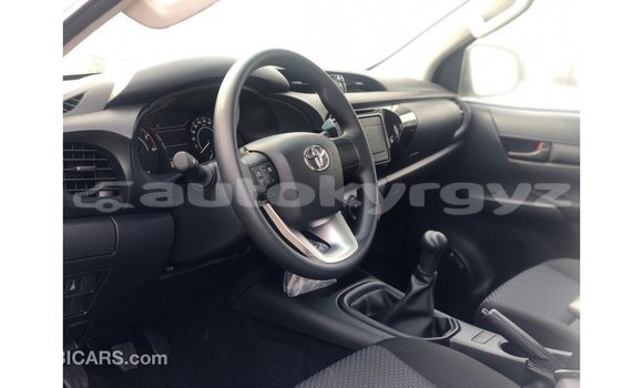 Buy Import Toyota Hilux White Car in Import - Dubai in Batken Buy Import Toyota Hilux White Car in Import - Dubai in Batken