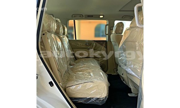 Buy Import Nissan Patrol White Car in Import - Dubai in Batken Buy Import Nissan Patrol White Car in Import - Dubai in Batken