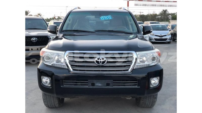 Big with watermark toyota land cruiser batken import dubai 3976