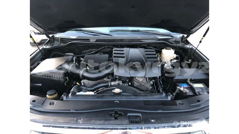 Big with watermark toyota land cruiser batken import dubai 3976