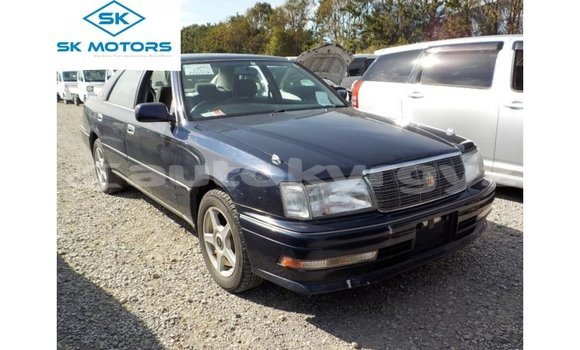 Buy Import Toyota Crown Blue Car in Import - Dubai in Batken