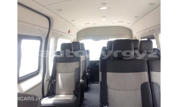 Buy Import Toyota Hiace White Car in Import - Dubai in Batken Buy Import Toyota Hiace White Car in Import - Dubai in Batken