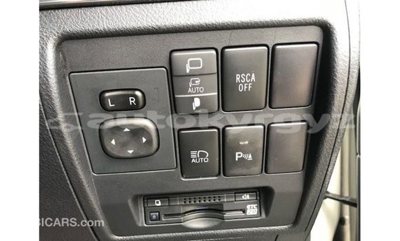 Buy Import Toyota Land Cruiser White Car in Import - Dubai in Batken Buy Import Toyota Land Cruiser White Car in Import - Dubai in Batken