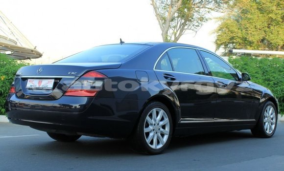 Buy Import Mercedes-Benz 200 Blue Car in Import - Dubai in Batken Buy Import Mercedes-Benz 200 Blue Car in Import - Dubai in Batken