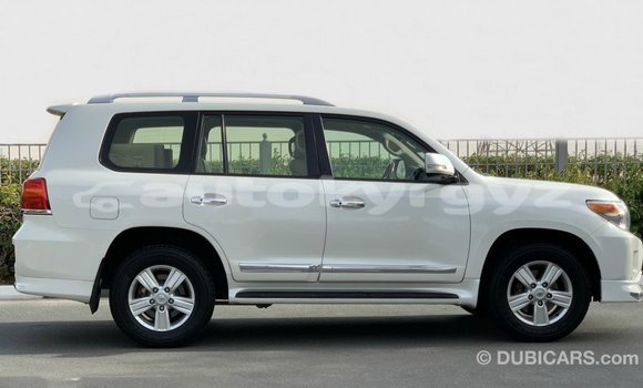 Buy Import Toyota Land Cruiser White Car in Import - Dubai in Batken Buy Import Toyota Land Cruiser White Car in Import - Dubai in Batken