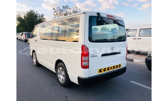 Buy Import Toyota Hiace White Car in Import - Dubai in Batken Buy Import Toyota Hiace White Car in Import - Dubai in Batken