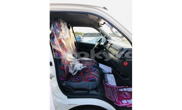 Buy Import Toyota Hiace White Car in Import - Dubai in Batken Buy Import Toyota Hiace White Car in Import - Dubai in Batken