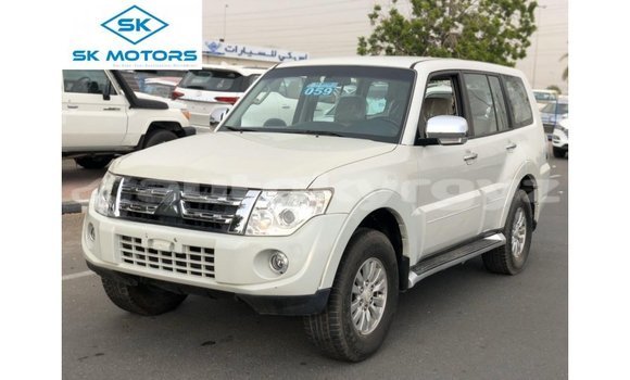 Buy Import Mitsubishi Pajero White Car in Import - Dubai in Batken Buy Import Mitsubishi Pajero White Car in Import - Dubai in Batken