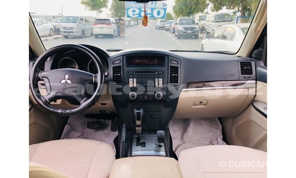 Buy Import Mitsubishi Pajero White Car in Import - Dubai in Batken Buy Import Mitsubishi Pajero White Car in Import - Dubai in Batken