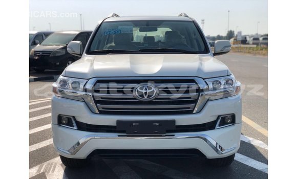 Buy Import Toyota Land Cruiser White Car in Import - Dubai in Batken Buy Import Toyota Land Cruiser White Car in Import - Dubai in Batken