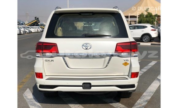 Buy Import Toyota Land Cruiser White Car in Import - Dubai in Batken Buy Import Toyota Land Cruiser White Car in Import - Dubai in Batken