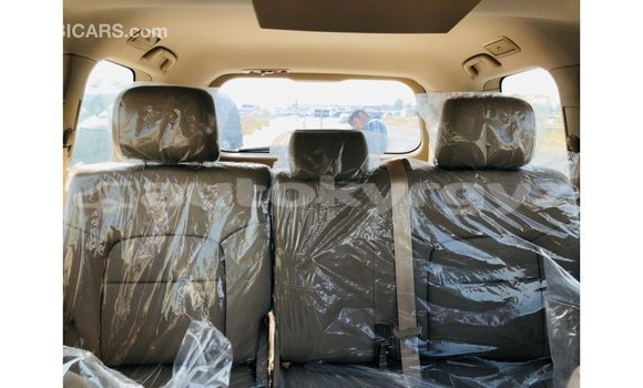 Buy Import Toyota Land Cruiser White Car in Import - Dubai in Batken Buy Import Toyota Land Cruiser White Car in Import - Dubai in Batken