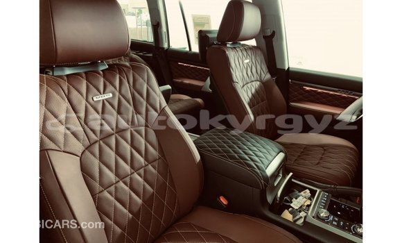 Buy Import Toyota Land Cruiser Black Car in Import - Dubai in Batken Buy Import Toyota Land Cruiser Black Car in Import - Dubai in Batken