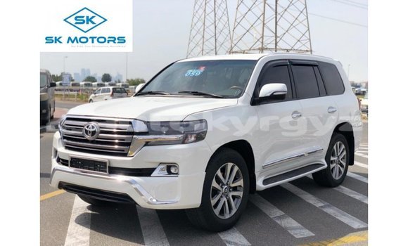 Buy Import Toyota Land Cruiser White Car in Import - Dubai in Batken Buy Import Toyota Land Cruiser White Car in Import - Dubai in Batken