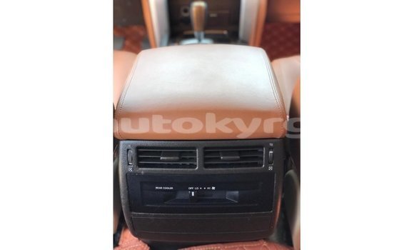Buy Import Toyota Land Cruiser White Car in Import - Dubai in Batken Buy Import Toyota Land Cruiser White Car in Import - Dubai in Batken