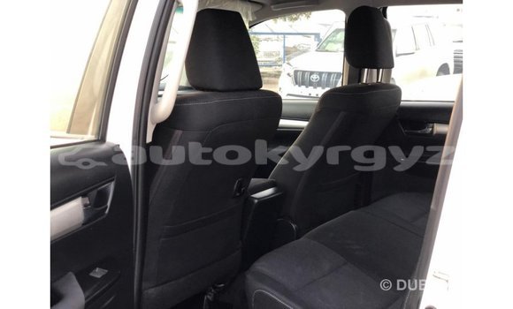 Buy Import Toyota Hilux White Car in Import - Dubai in Batken Buy Import Toyota Hilux White Car in Import - Dubai in Batken