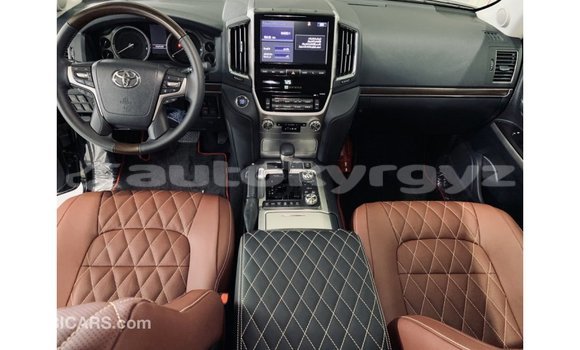 Buy Import Toyota Land Cruiser Black Car in Import - Dubai in Batken Buy Import Toyota Land Cruiser Black Car in Import - Dubai in Batken