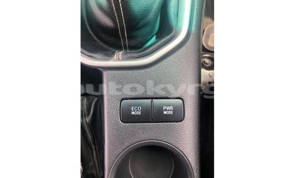 Buy Import Toyota Hilux White Car in Import - Dubai in Batken Buy Import Toyota Hilux White Car in Import - Dubai in Batken