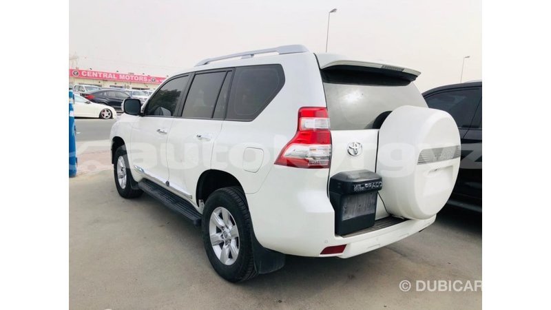 Big with watermark toyota prado batken import dubai 4041