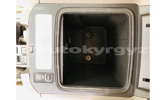 Buy Import Toyota Prado White Car in Import - Dubai in Batken Buy Import Toyota Prado White Car in Import - Dubai in Batken