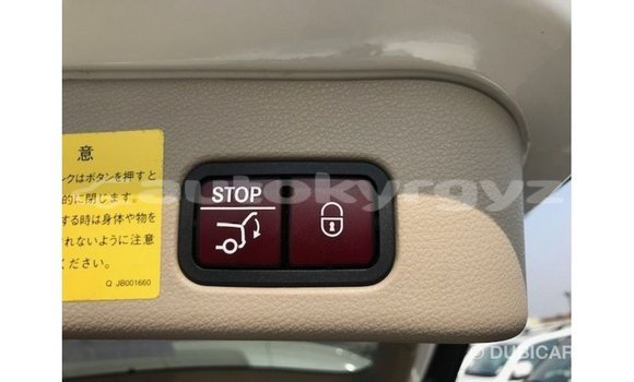 Buy Import Mercedes-Benz 190 White Car in Import - Dubai in Batken Buy Import Mercedes-Benz 190 White Car in Import - Dubai in Batken