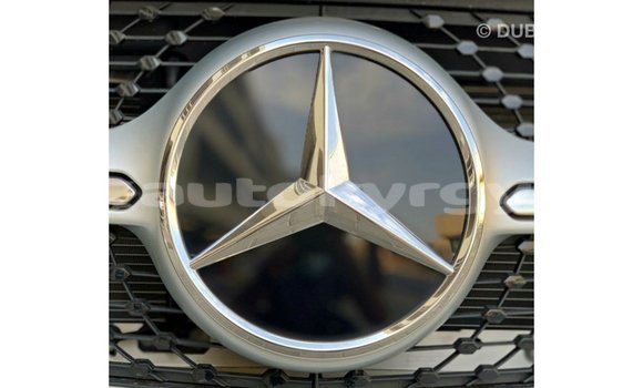 Buy Import Mercedes-Benz GLC White Car in Import - Dubai in Batken Buy Import Mercedes-Benz GLC White Car in Import - Dubai in Batken