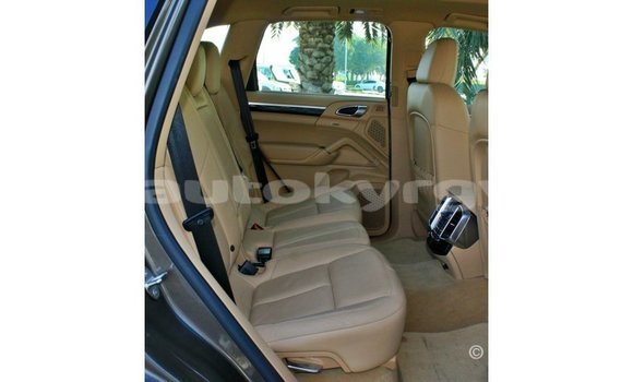 Buy Import Porsche Cayenne Brown Car in Import - Dubai in Batken Buy Import Porsche Cayenne Brown Car in Import - Dubai in Batken